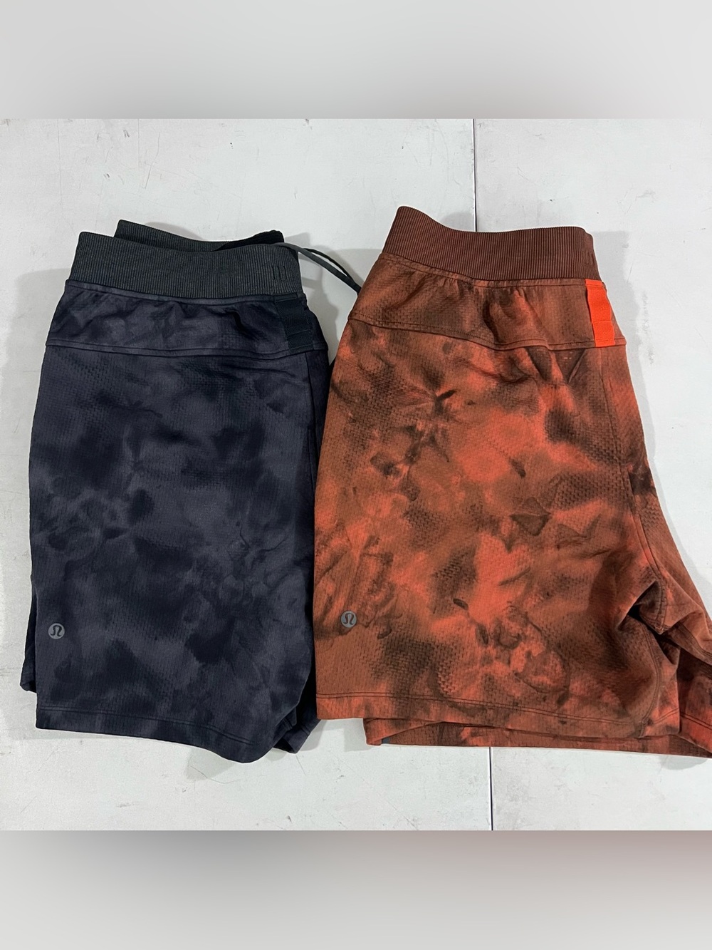 2pc Bundle Lululemon Textured Tech Shorts Mens Medium 6 Inch Inseam LM7AONS